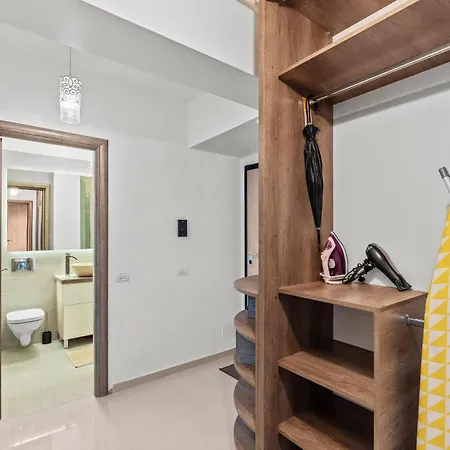 Poli Apartment Apartment *