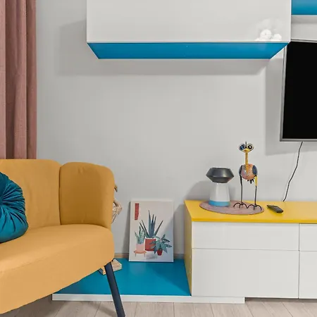 Play Apart Apartment
