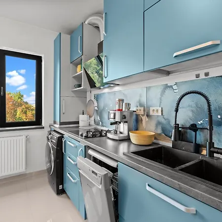 Play Apart Apartment