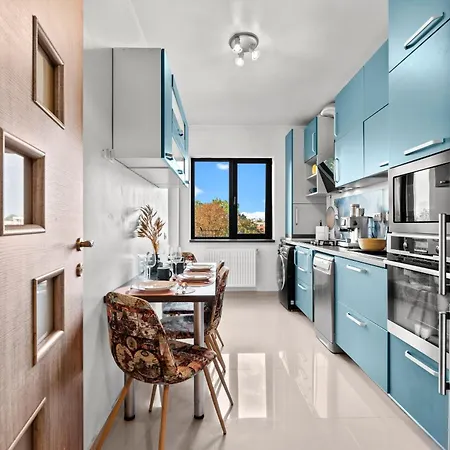 Poli Apartment * Bucharest